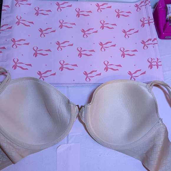 Elegant Cream Bra - Picture 10 of 13